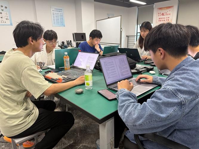 人工智能潜力无限 AI机器人研发取得新进展